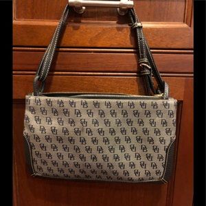 Dooney & Bourke purse